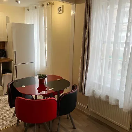 Glastonbury High Street Sanctuary- 2 Bd, Sleeps 4 Exterior photo