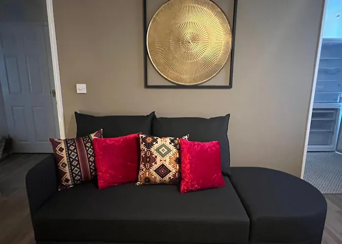 Glastonbury High Street Sanctuary- 2 Bd, Sleeps 4