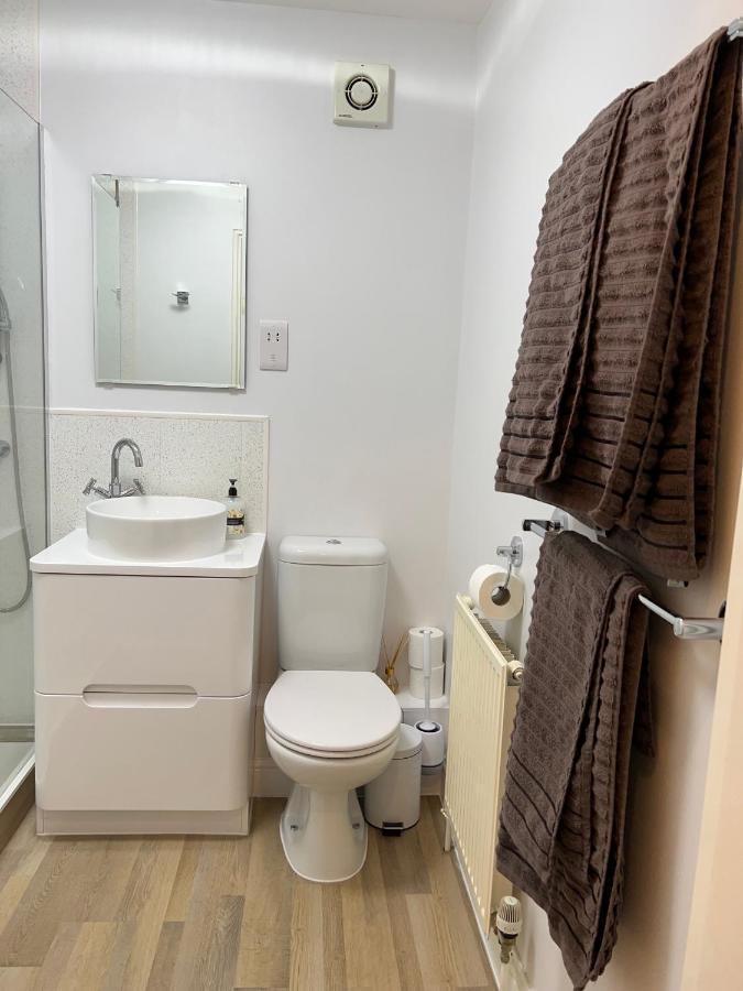 High Street Sanctuary- 2 Bd, Sleeps 4 Glastonbury
