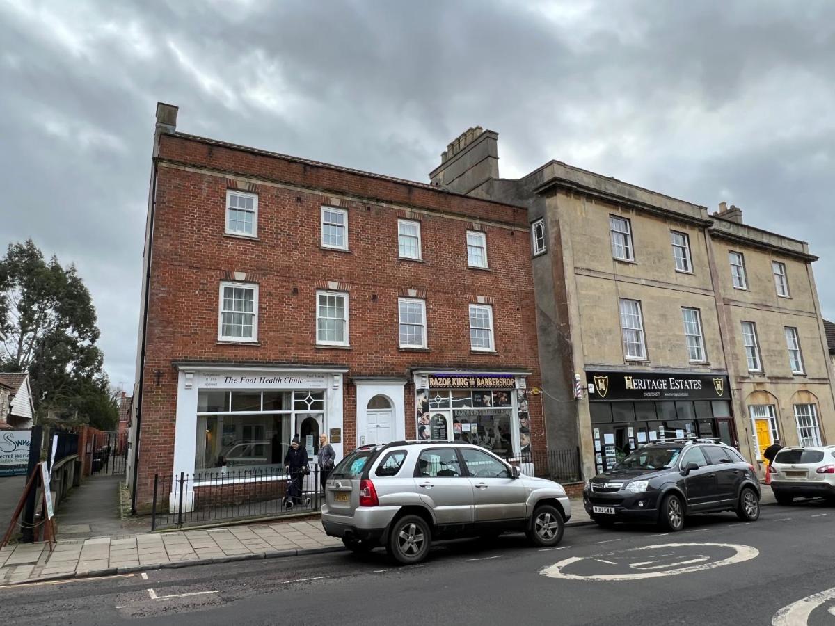 Apartment High Street Sanctuary- 2 Bd, Sleeps 4 Glastonbury